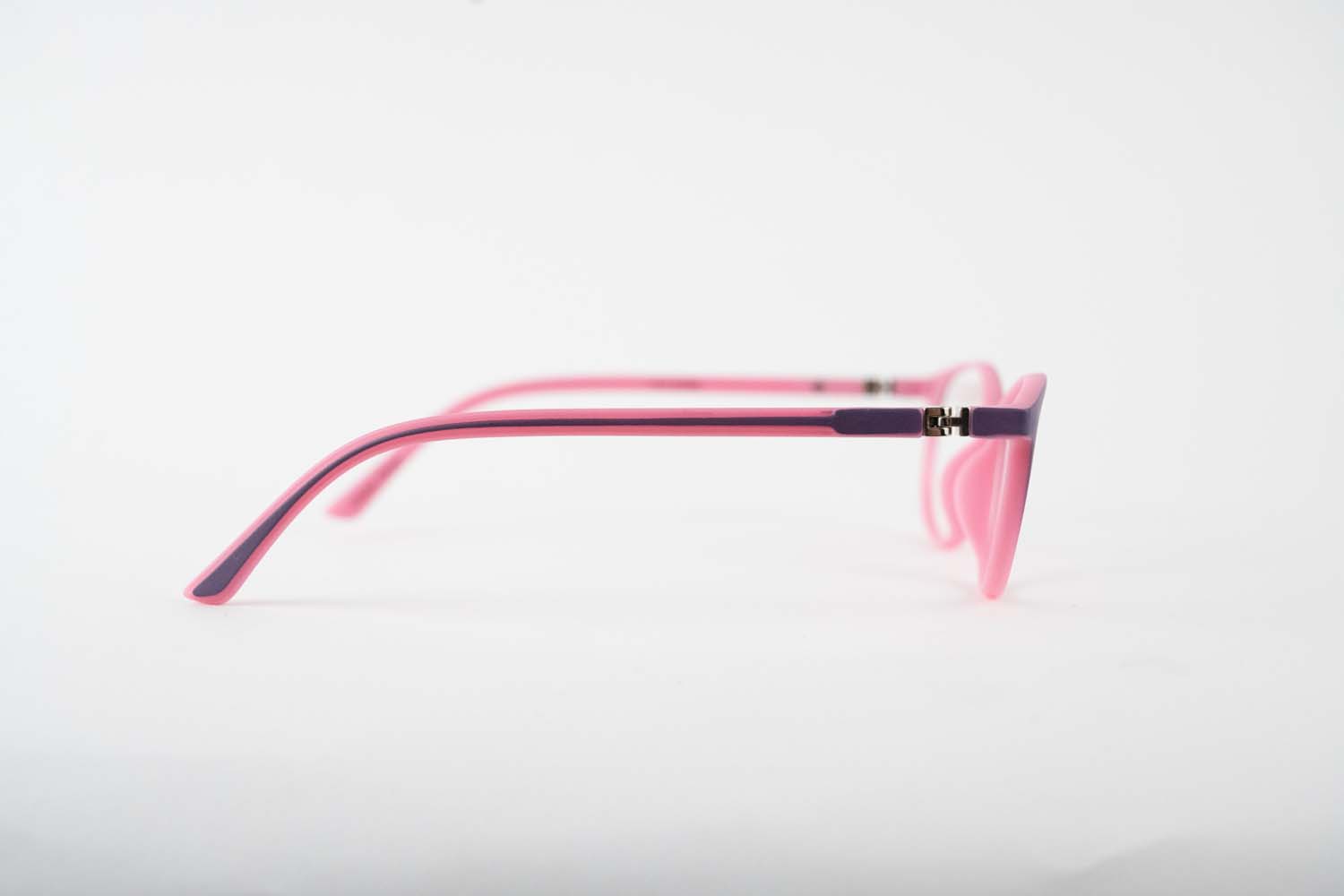 bluwinx_storybook_hopscotch_purple-pink-matte_5