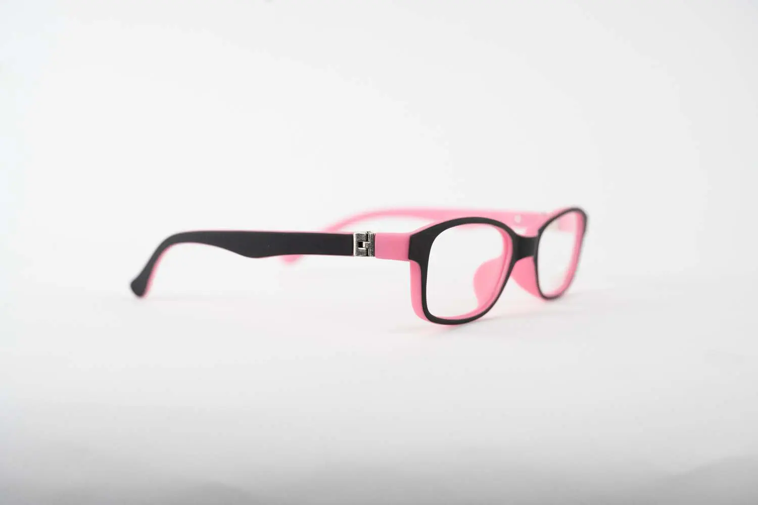 bluwinx_topple_zing_black-pink_2