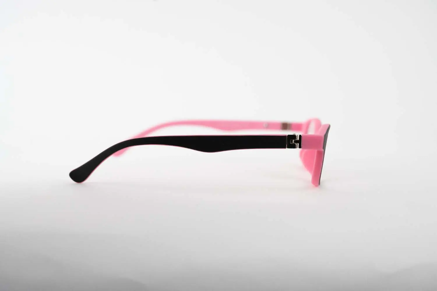 bluwinx_topple_zing_black-pink_5